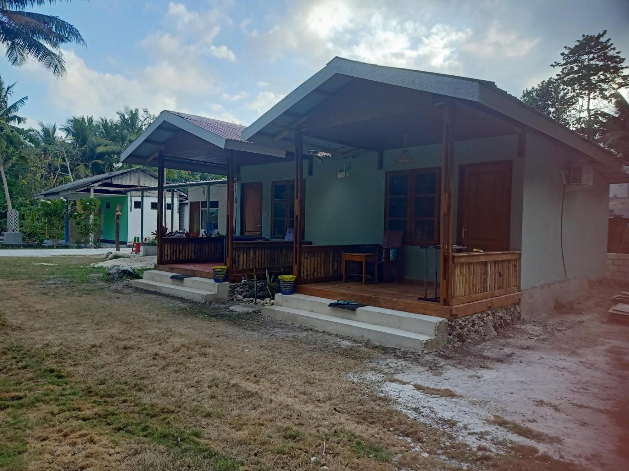 Renata Cottages Ohoililir Luaran gambar