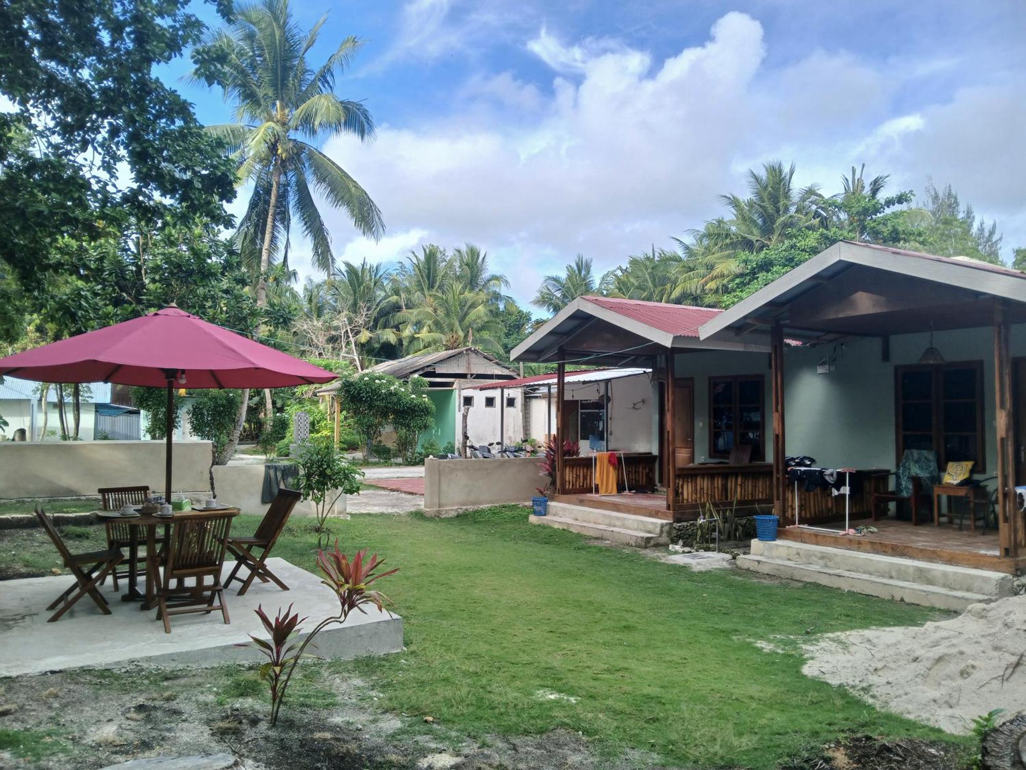 Renata Cottages Ohoililir Luaran gambar